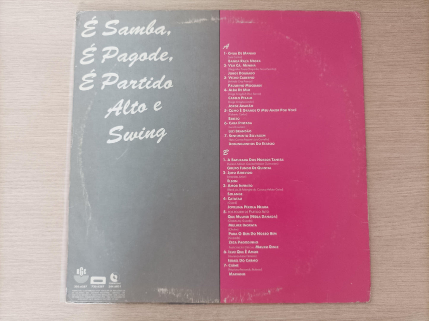 Lp Vinil É Samba É Pagode, É Partido Alto e Swing