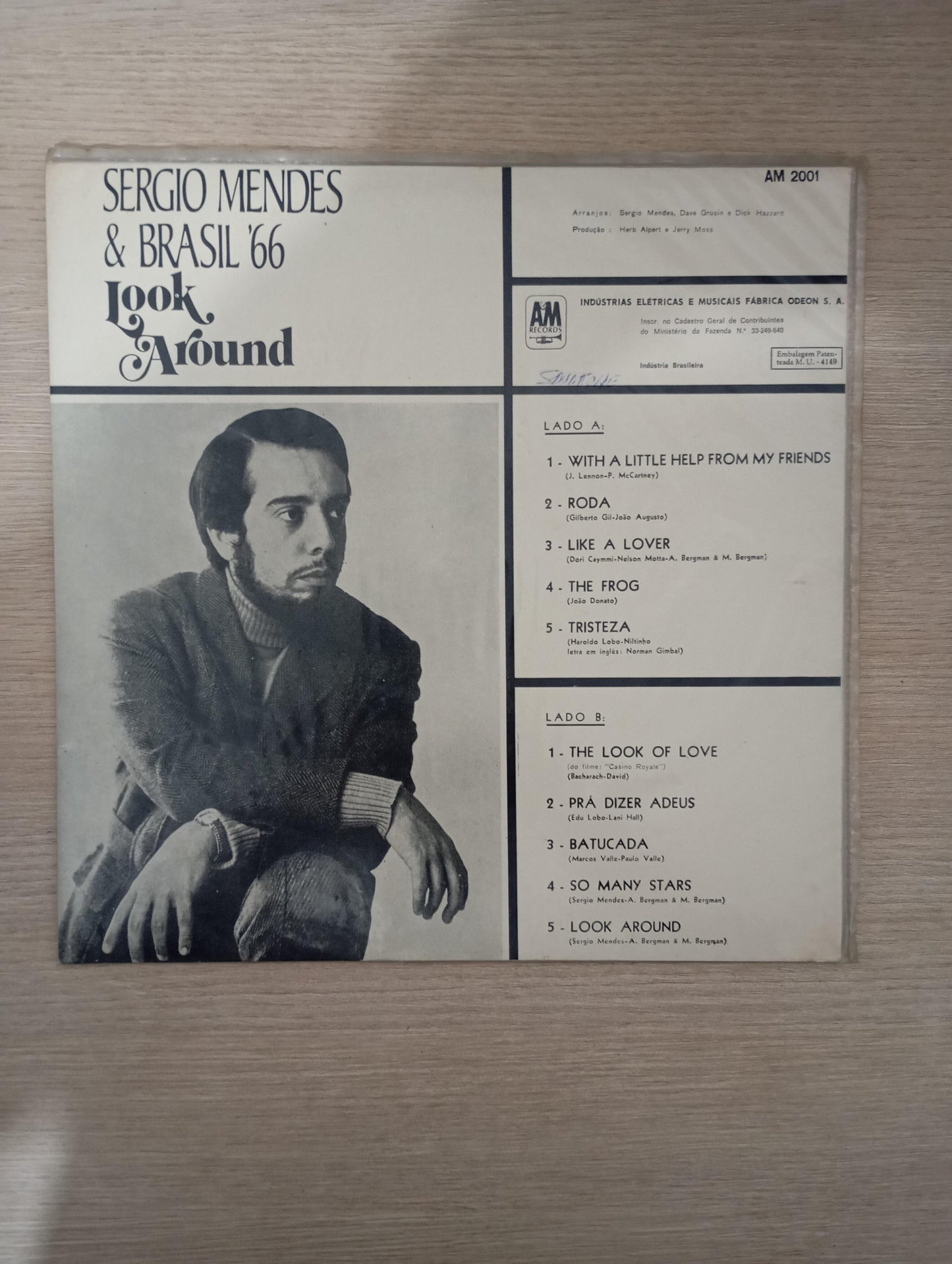 Lp Vinil Sérgio Mendes & Brasil '66 Look Around